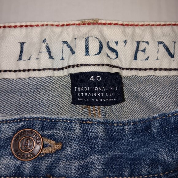 LANDS' END MEN'S TRADITIONAL FIT STRAIGHT LEG JEANS - Picture 3 of 12